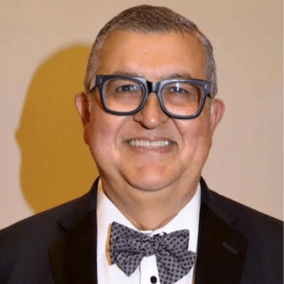 Picture of Mario Reyes